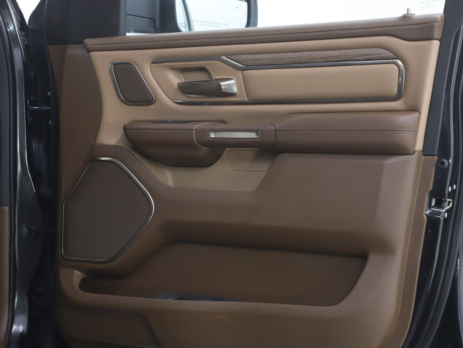 Used 2020 RAM 1500 Longhorn image 12