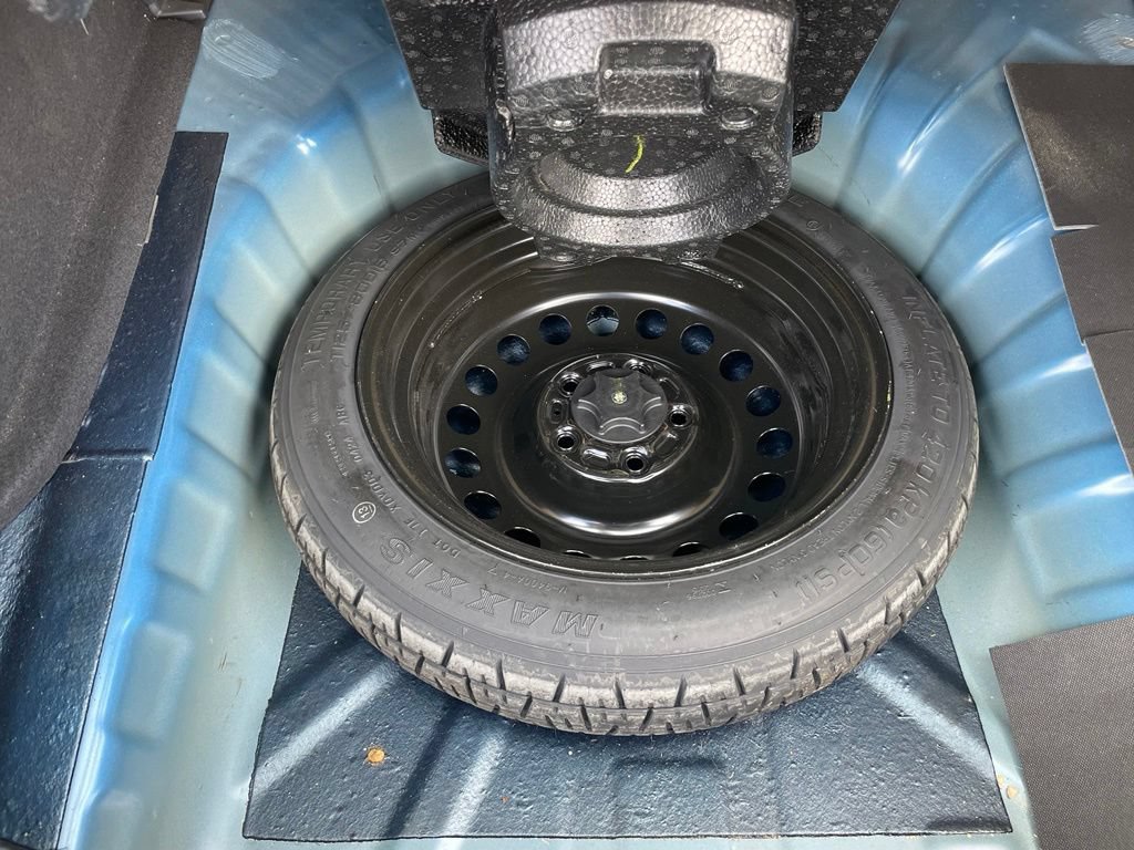 Used 2024 Nissan Kicks SV FWD image 26
