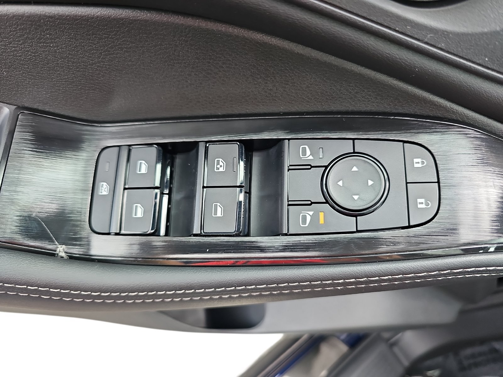New 2027 Nissan Rogue Dark Armor FWD image 27
