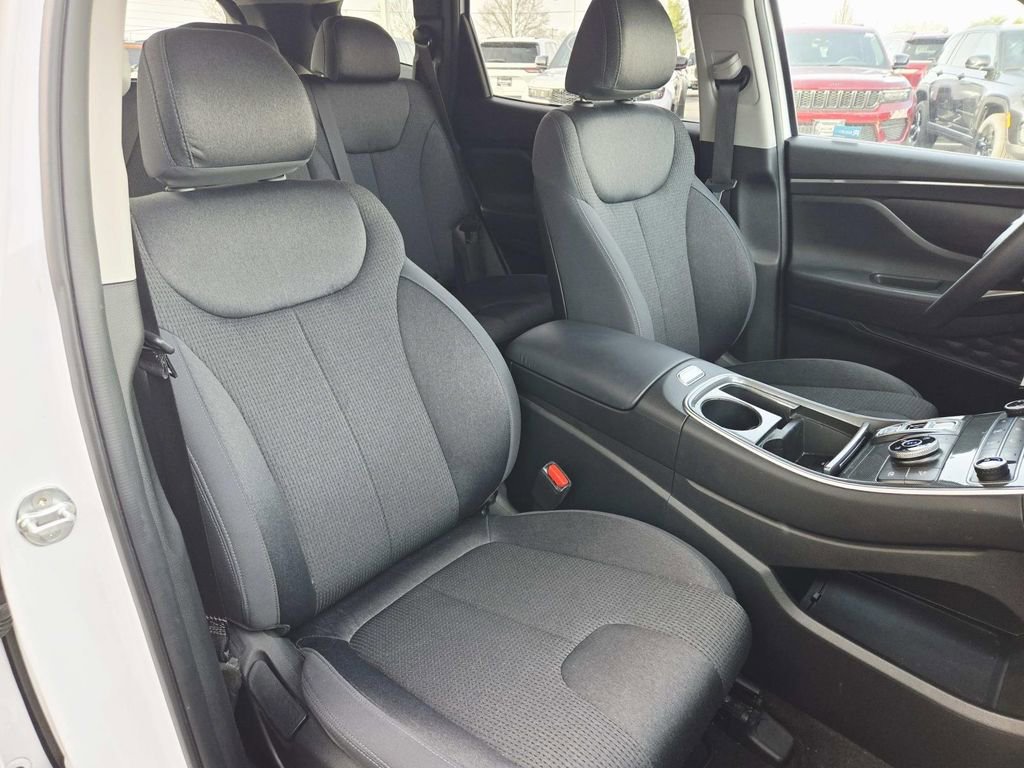 Used 2023 Hyundai Santa Fe SE AWD/4WD image 15