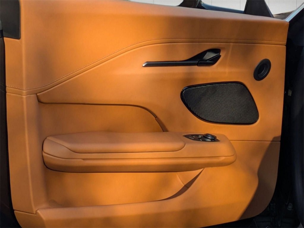 New 2026 Aston Martin V8 Vantage Coupe image 15