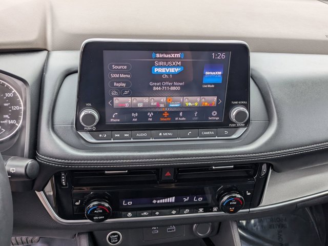 Used 2021 Nissan Rogue SV w/ Premium Package image 20