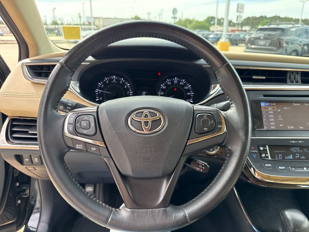 Used 2014 Toyota Avalon XLE Premium image 22