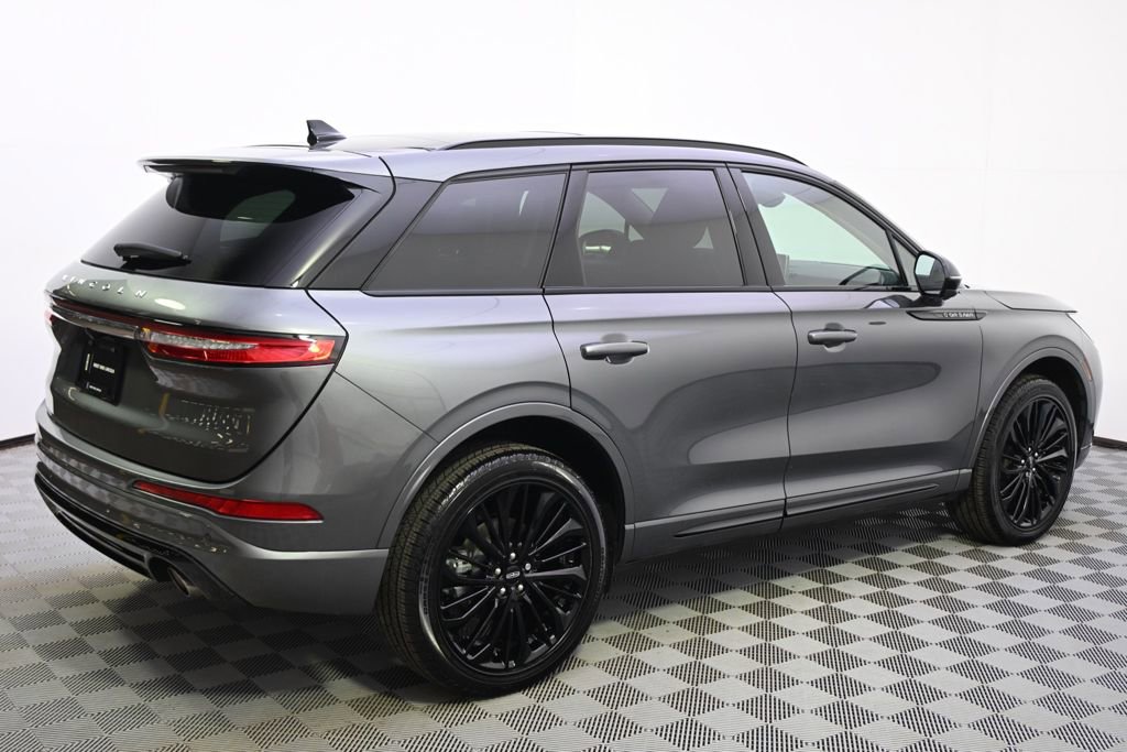 New 2026 Lincoln Corsair Reserve w/ Jet Appearance Package image 7