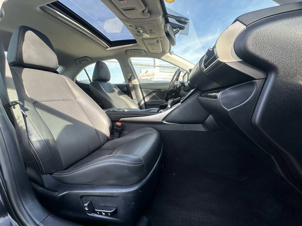 Used 2016 Lexus IS 300 AWD w/ Navigation System Package image 33