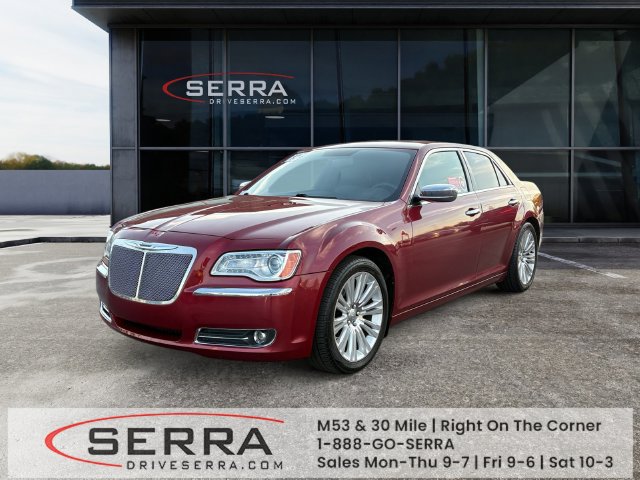 Used 2013 Chrysler 300 C RWD image 1