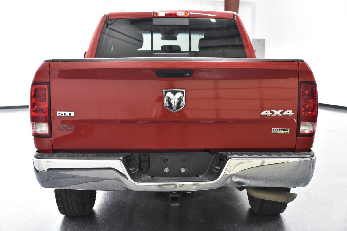 Used 2017 RAM 1500 Classic SLT AWD/4WD image 4