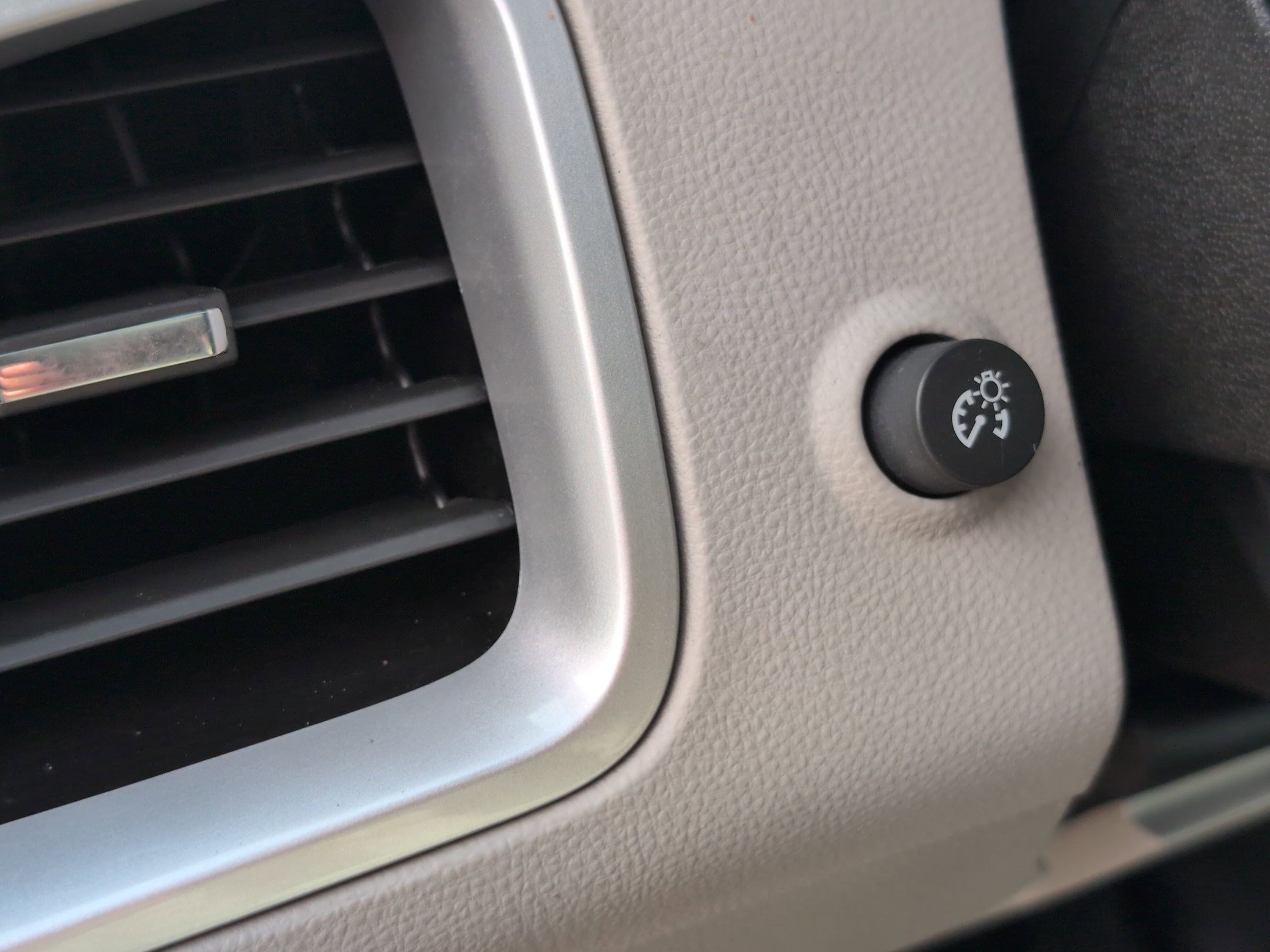 Used 2013 Chevrolet Equinox LS image 20