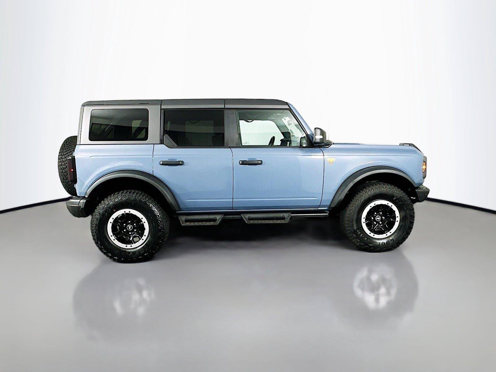 Used 2023 Ford Bronco Badlands AWD/4WD image 17