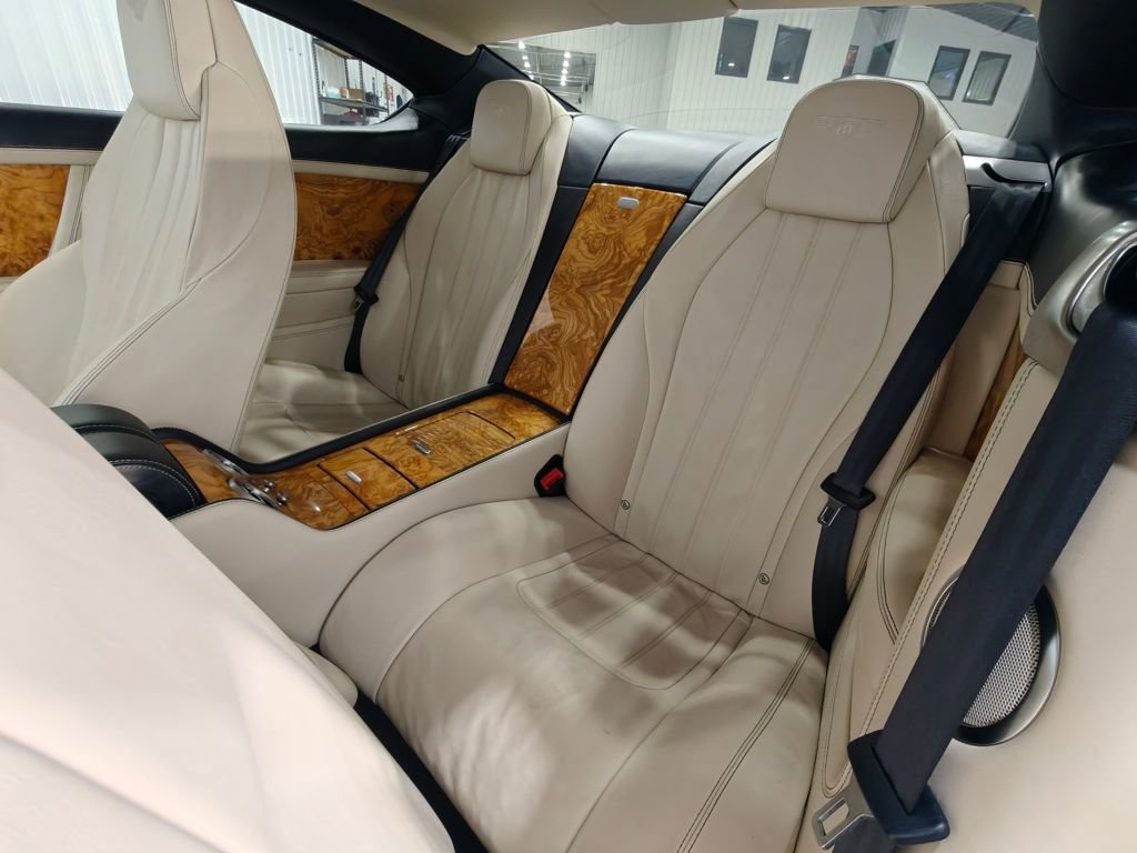 Used 2012 Bentley Continental GT image 28