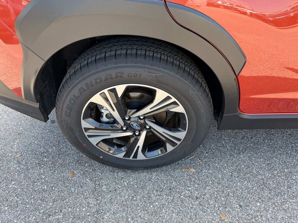 Used 2025 Subaru Crosstrek 2.0i Premium image 5