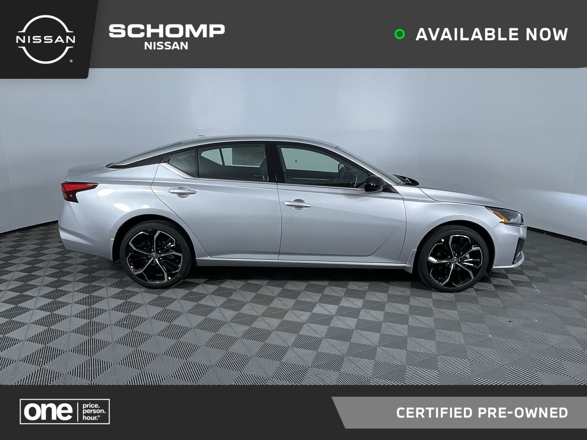 Certified 2025 Nissan Altima 2.5 SR AWD/4WD image 1
