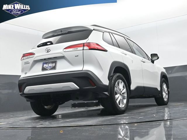Used 2022 Toyota Corolla Cross LE image 23