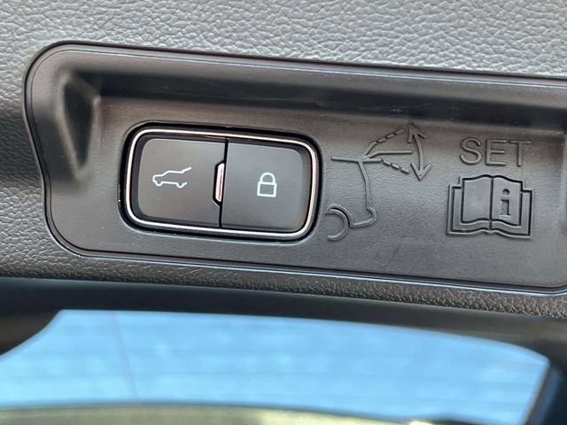 Certified 2023 Ford Explorer Limited w/ Equipment Group 301A AWD/4WD image 11