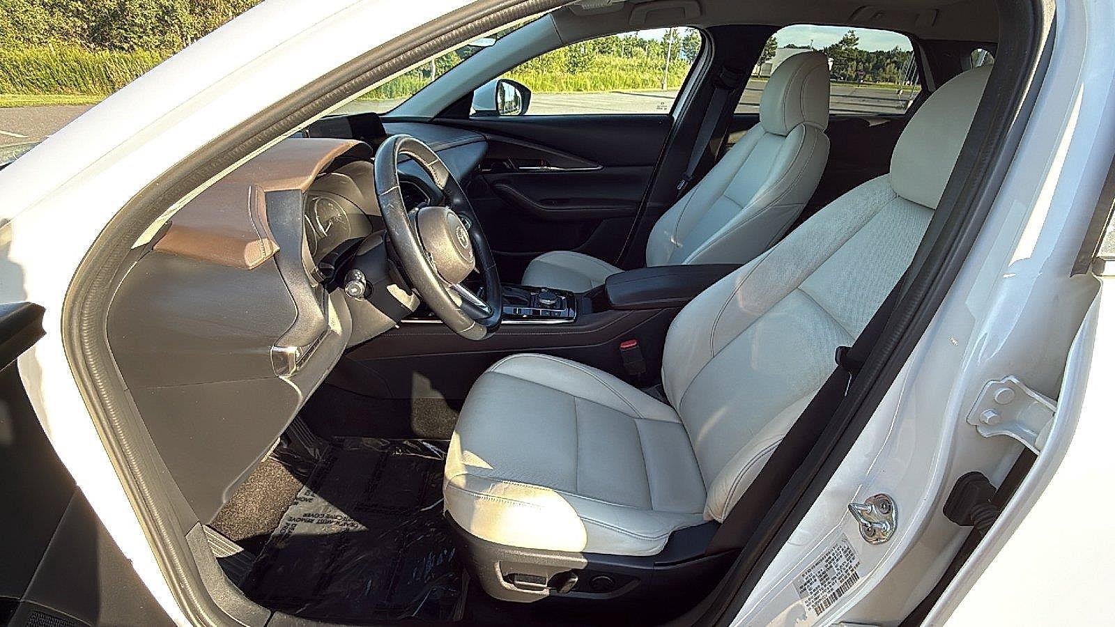 Used 2023 MAZDA CX-30 AWD 2.5 S w/ Premium Package image 24