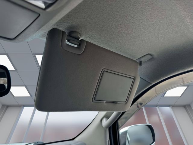 Used 2013 Nissan Frontier SL w/ Moonroof Pkg AWD/4WD image 31