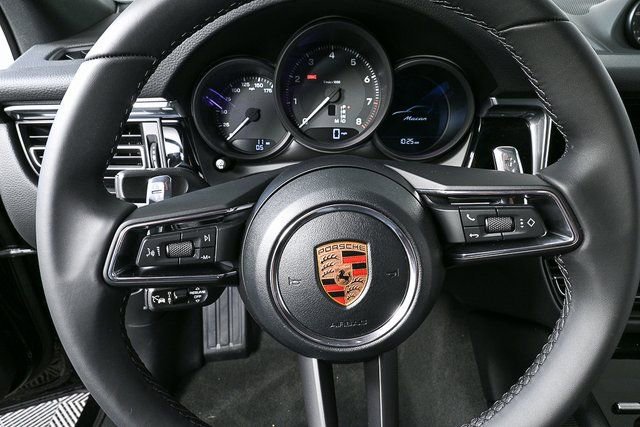New 2026 Porsche Macan image 10