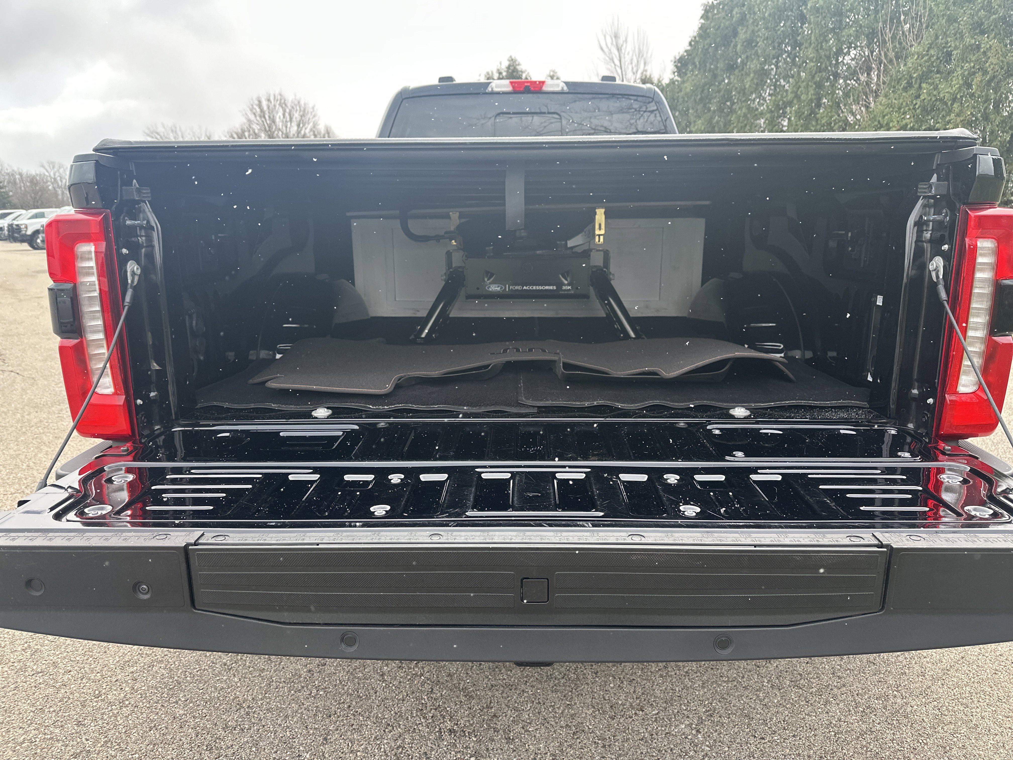 Used 2023 Ford F350 King Ranch w/ Chrome Package image 23