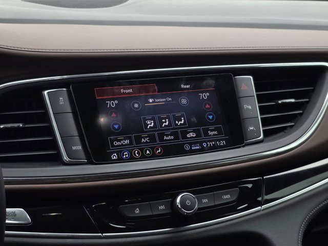 Used 2020 Buick Enclave Avenir w/ Avenir Technology Package FWD image 23