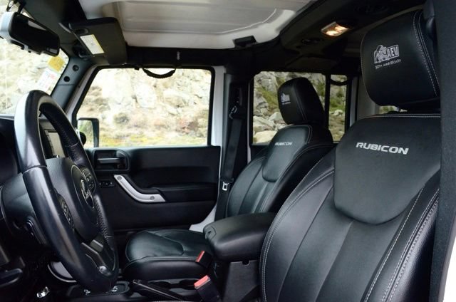 Used 2017 Jeep Wrangler Unlimited Rubicon w/ Connectivity Group AWD/4WD image 62