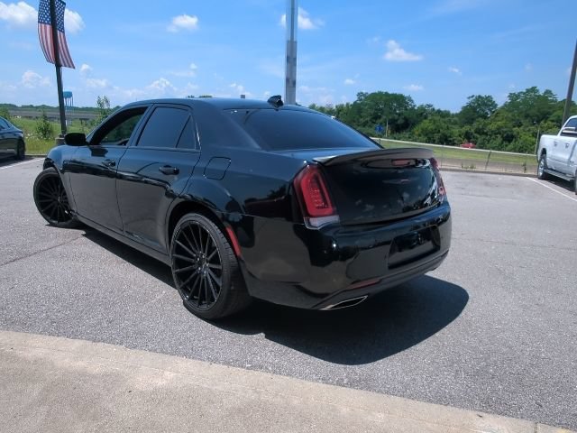 Certified 2023 Chrysler 300 S RWD image 28