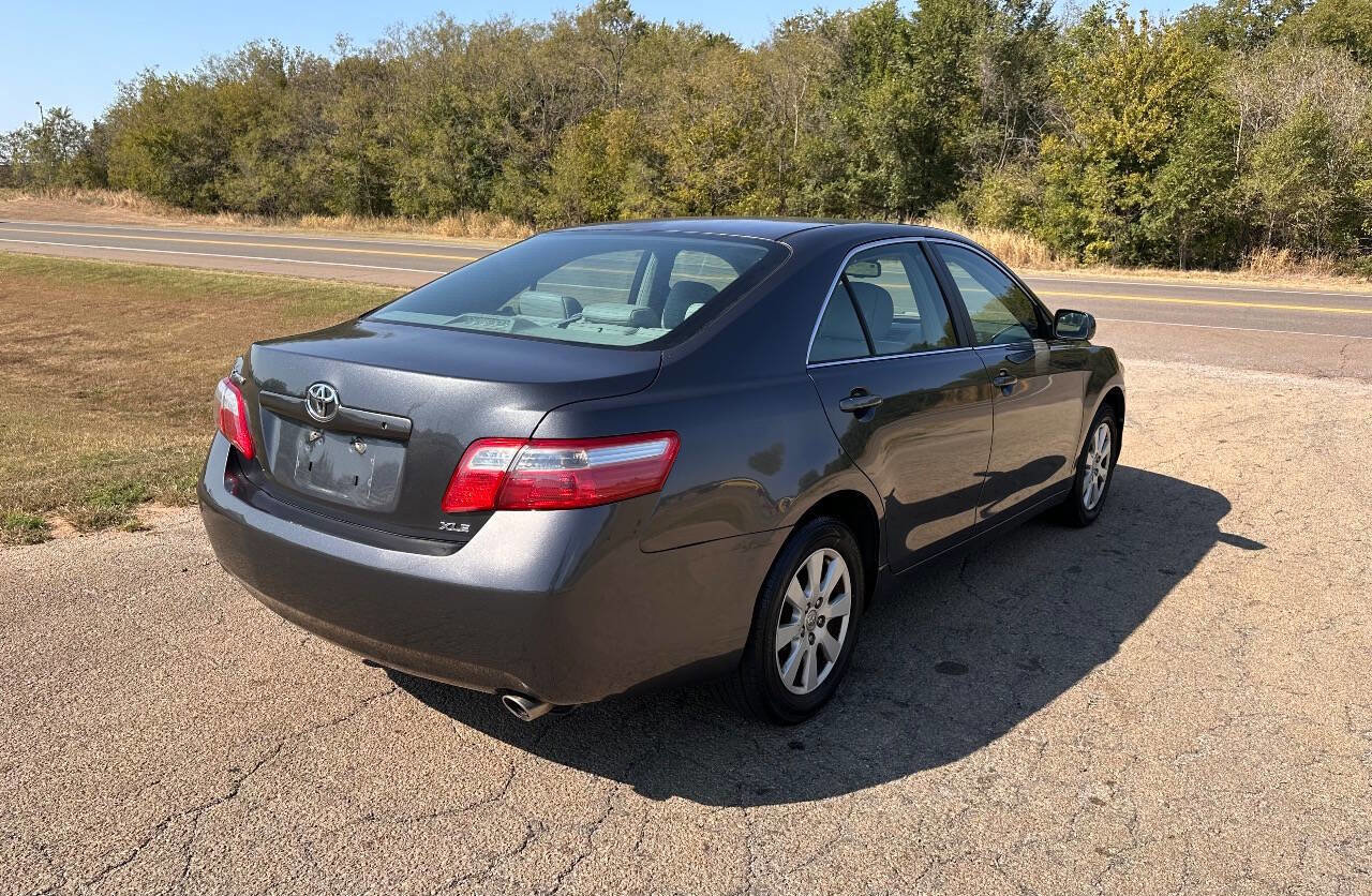 Used 2007 Toyota Camry XLE image 9
