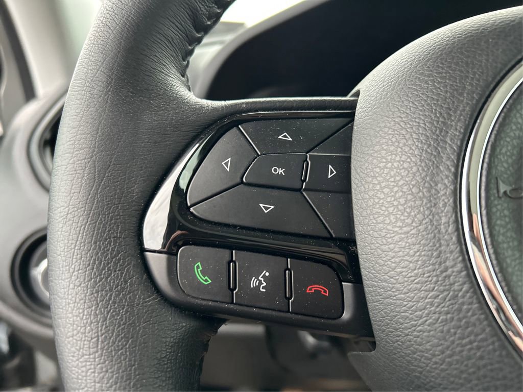 Used 2020 Jeep Renegade Altitude image 29