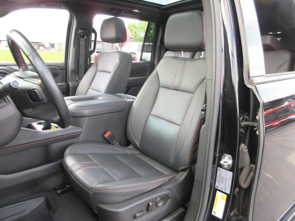 Certified 2023 Chevrolet Suburban RST AWD/4WD image 19