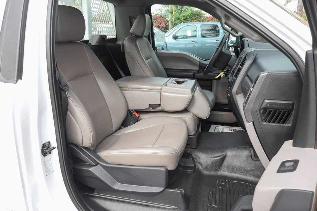 Used 2021 Ford F550 2WD Regular Cab Super Duty image 38