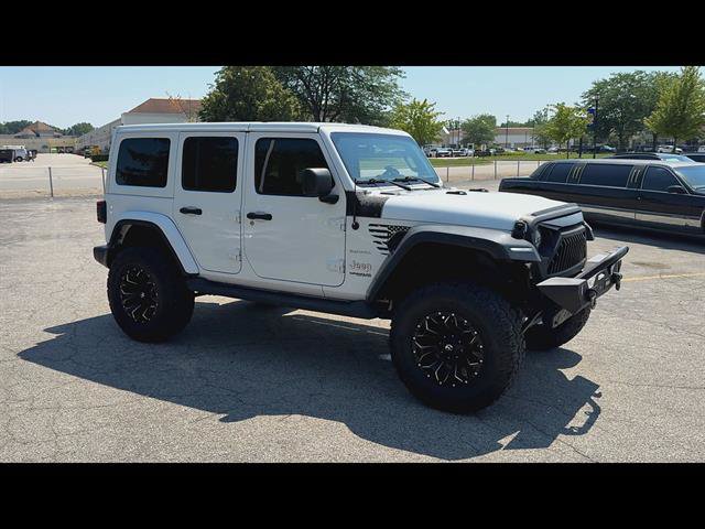 Used 2018 Jeep Wrangler Unlimited Sahara w/ Dual Top Group AWD/4WD image 30