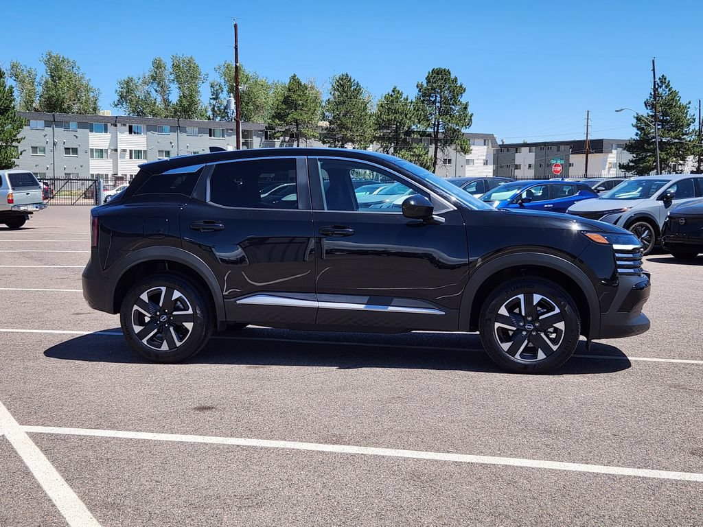 Certified 2025 Nissan Kicks SV AWD/4WD image 4