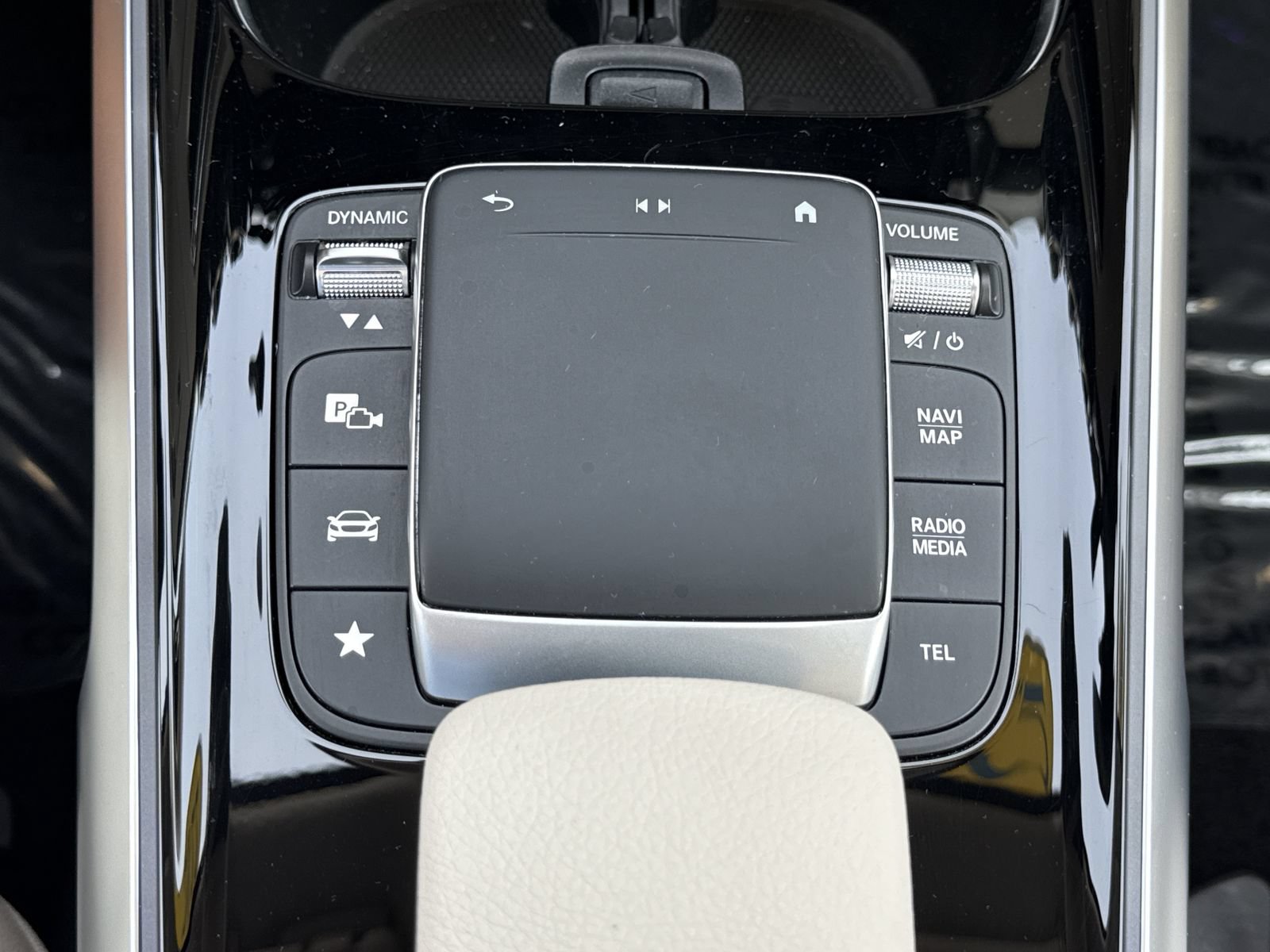 Certified 2022 Mercedes-Benz GLB 250 image 25