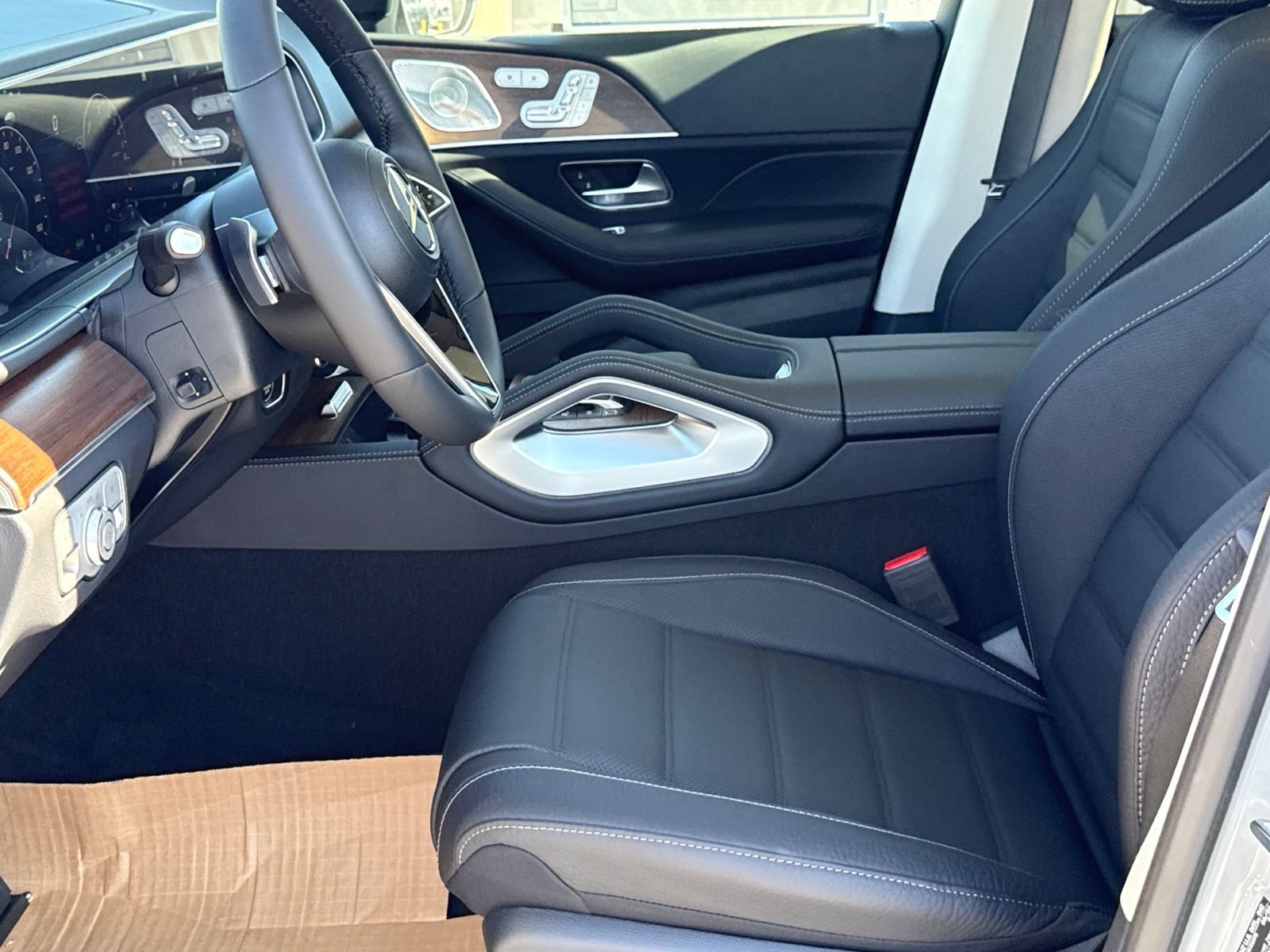 New 2026 Mercedes-Benz GLE 450e 4MATIC image 19