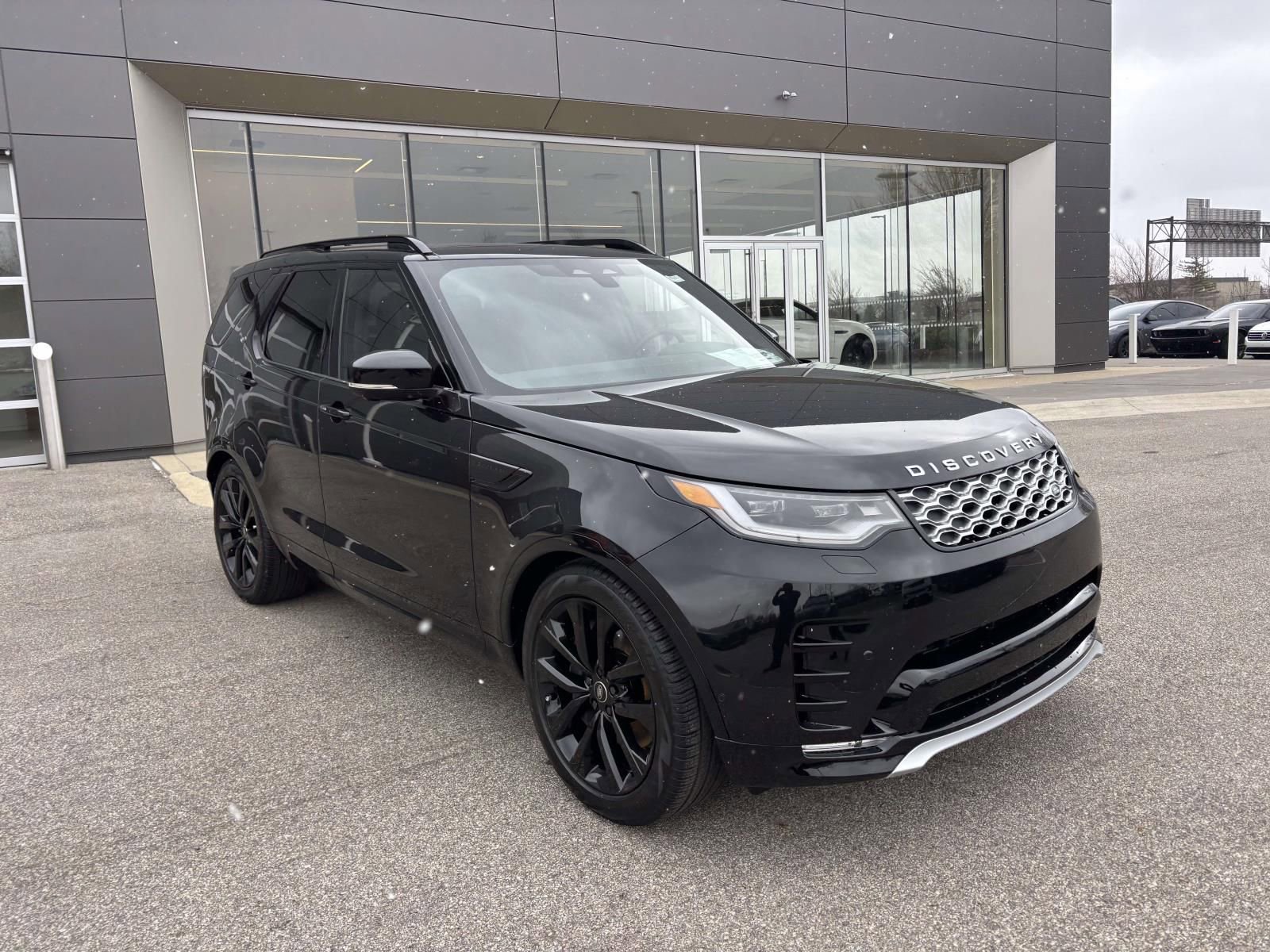 New 2026 Land Rover Discovery Limited Edition AWD/4WD image 3