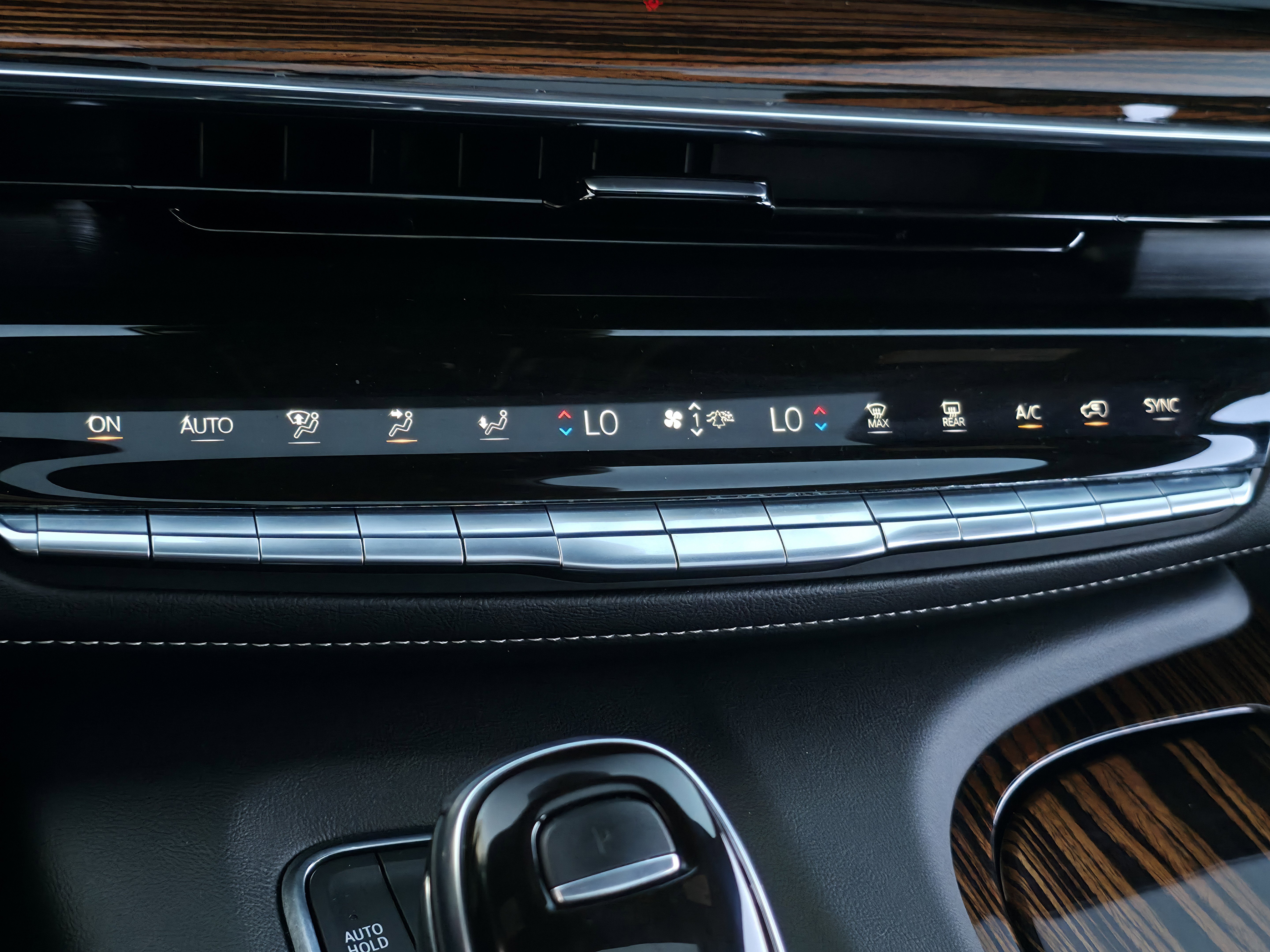 Used 2021 Cadillac Escalade Premium Luxury w/ Driver Assist Tech Package image 25