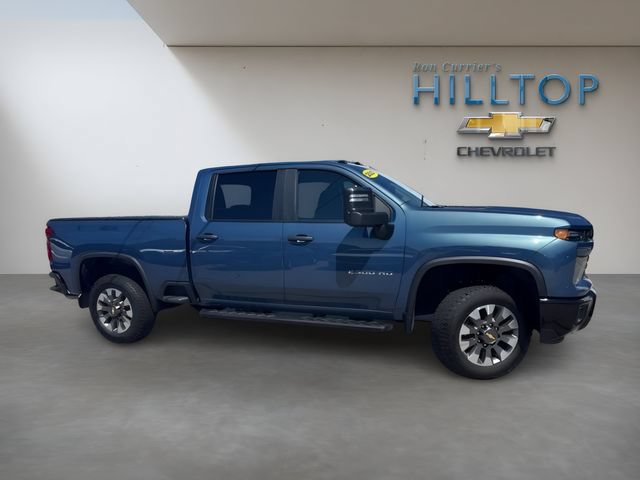 Used 2025 Chevrolet Silverado 2500 Custom w/ Snow Plow Prep/Camper Package AWD/4WD image 3