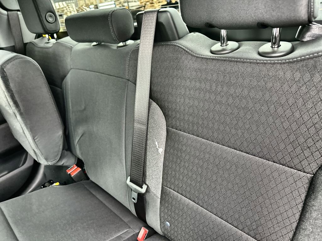 New 2026 GMC Sierra 1500 Pro w/ Pro Value Package image 18