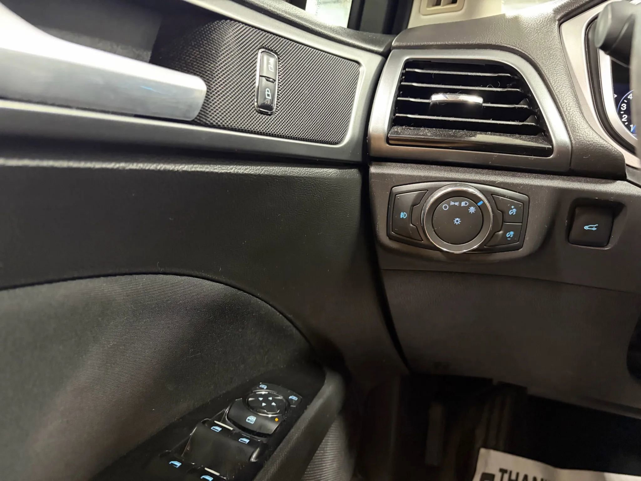 Used 2013 Ford Fusion SE image 30