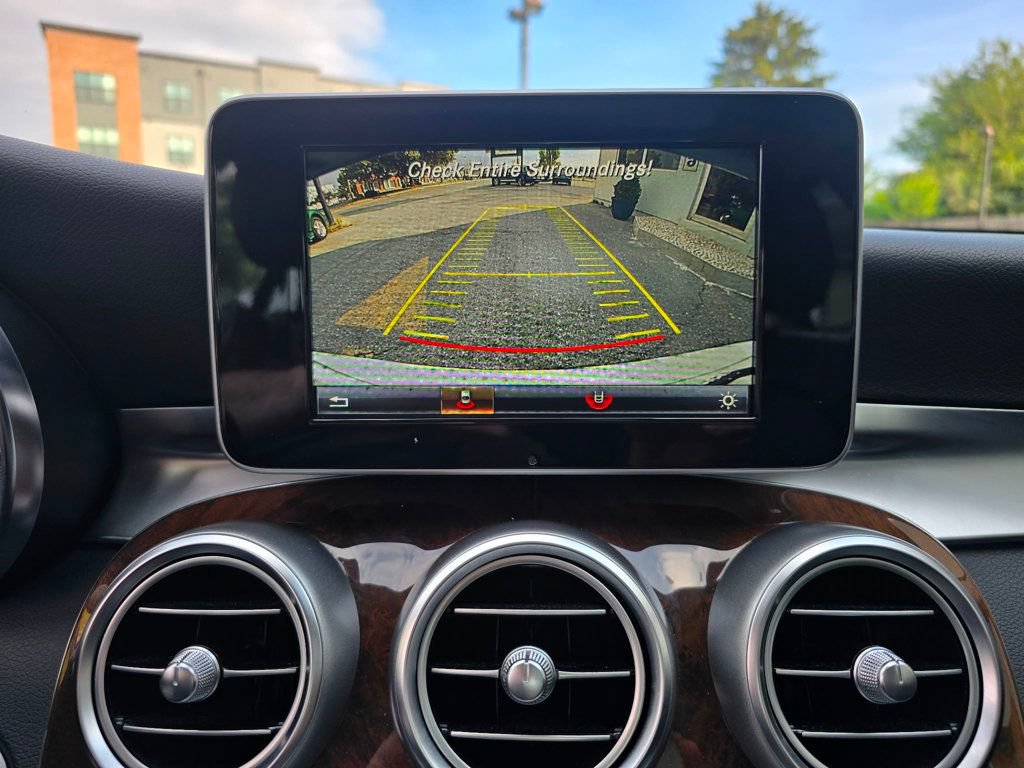 Used 2016 Mercedes-Benz C 350e Sedan image 25