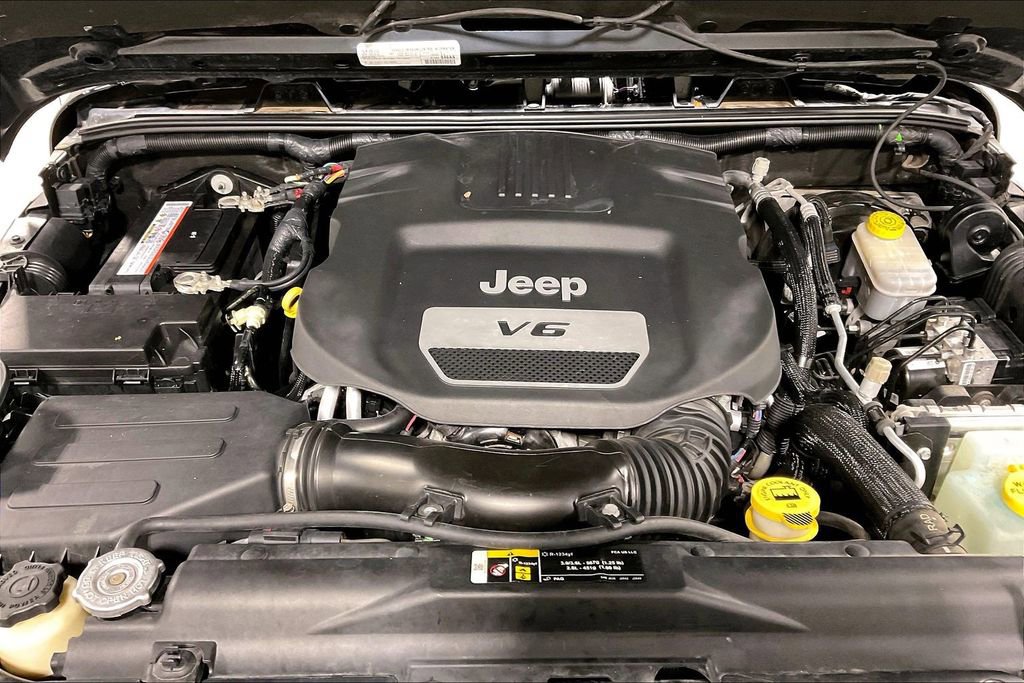 Used 2017 Jeep Wrangler Unlimited Rubicon image 40