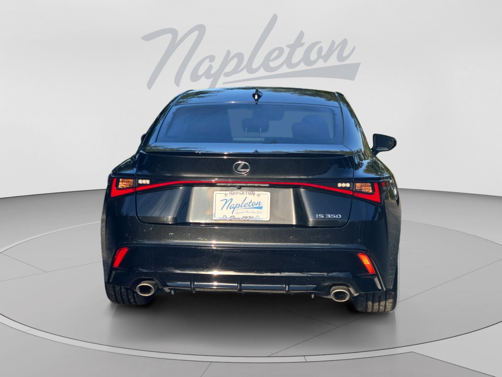 Used 2024 Lexus IS 350 F Sport RWD image 4