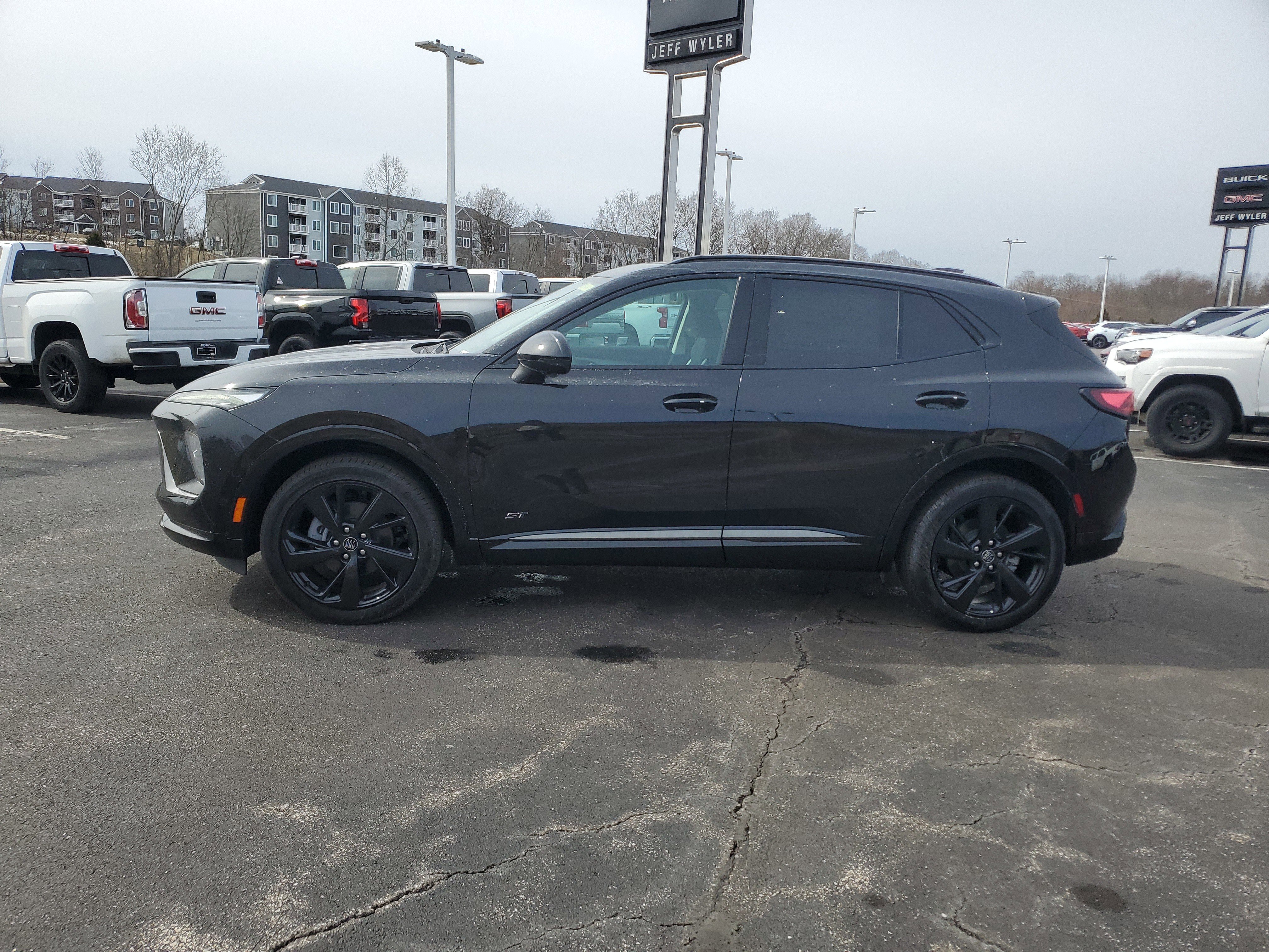 New 2026 Buick Envision Sport Touring image 8