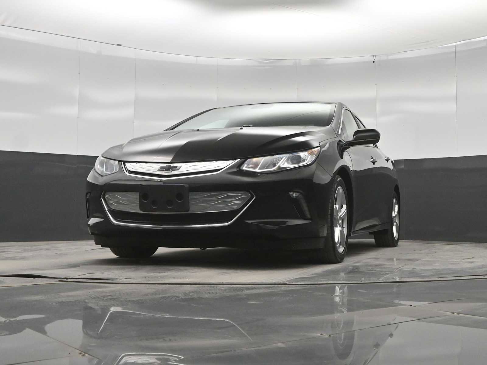 Used 2018 Chevrolet Volt LT w/ Comfort Package FWD image 33