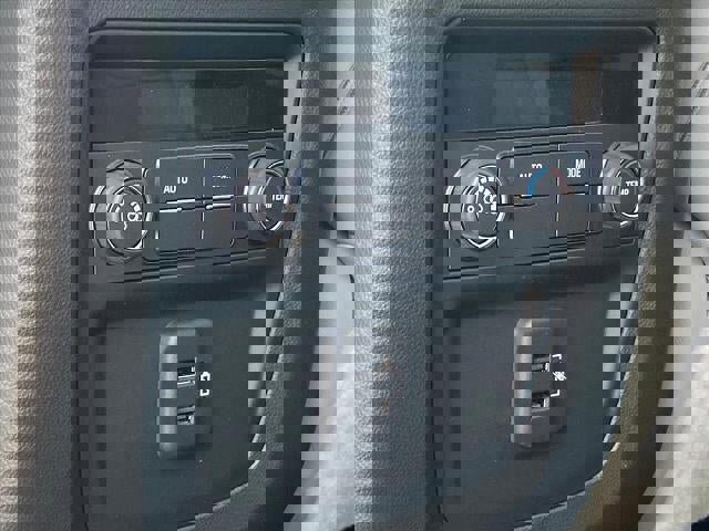 Certified 2023 Buick Enclave Essence w/ Experience Buick Package image 26