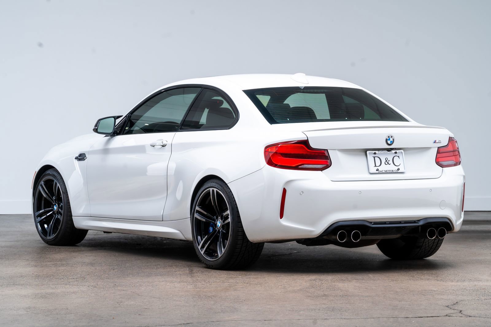 Used 2018 BMW M2 w/ Executive Package RWD image 6