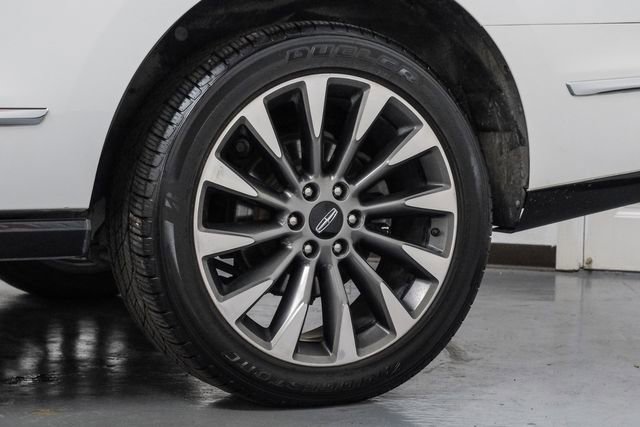 Used 2021 Lincoln Navigator Reserve w/ Luxury Package image 68