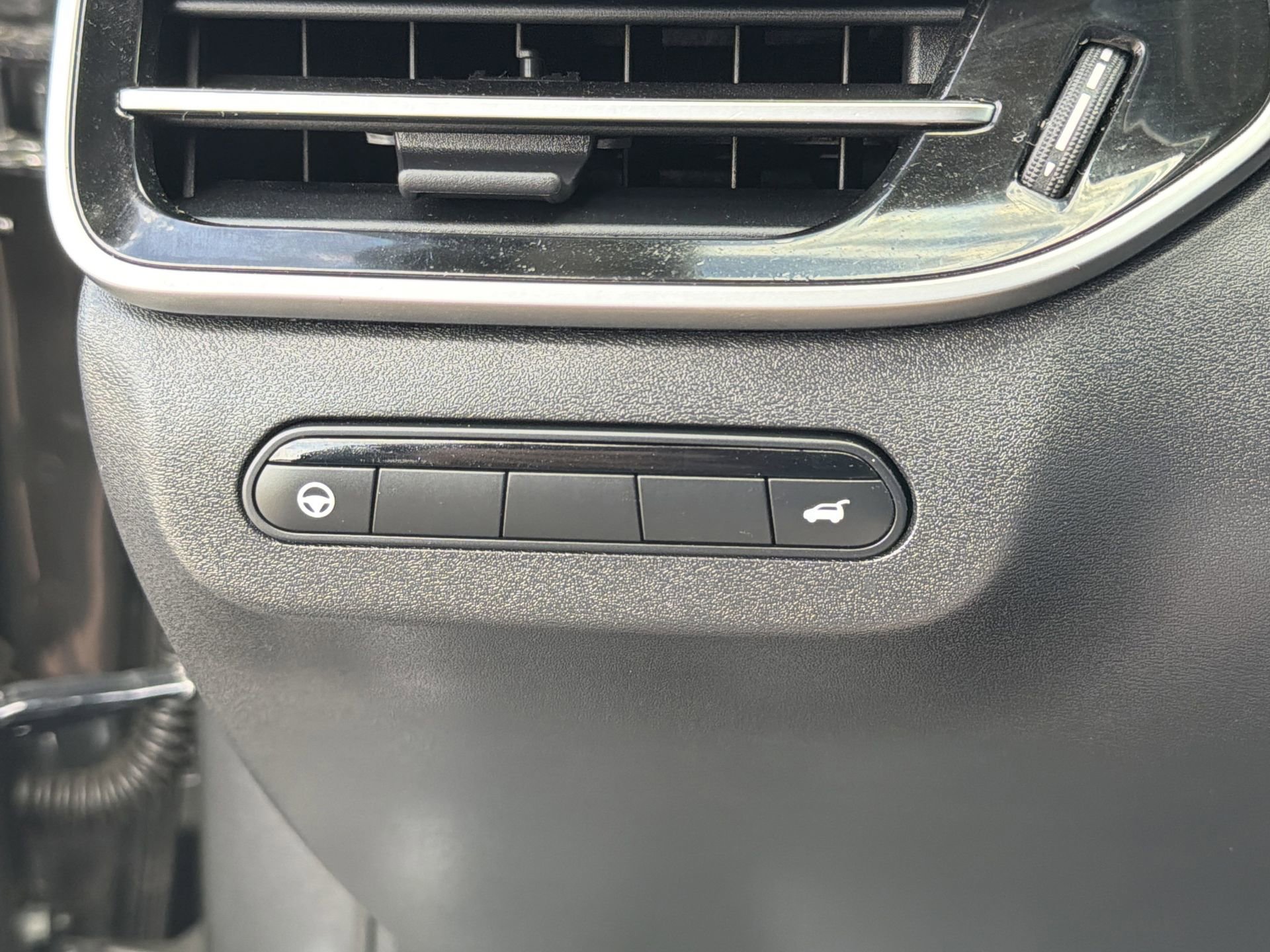 Used 2023 INFINITI QX60 Luxe w/ Performance Audio Package image 15