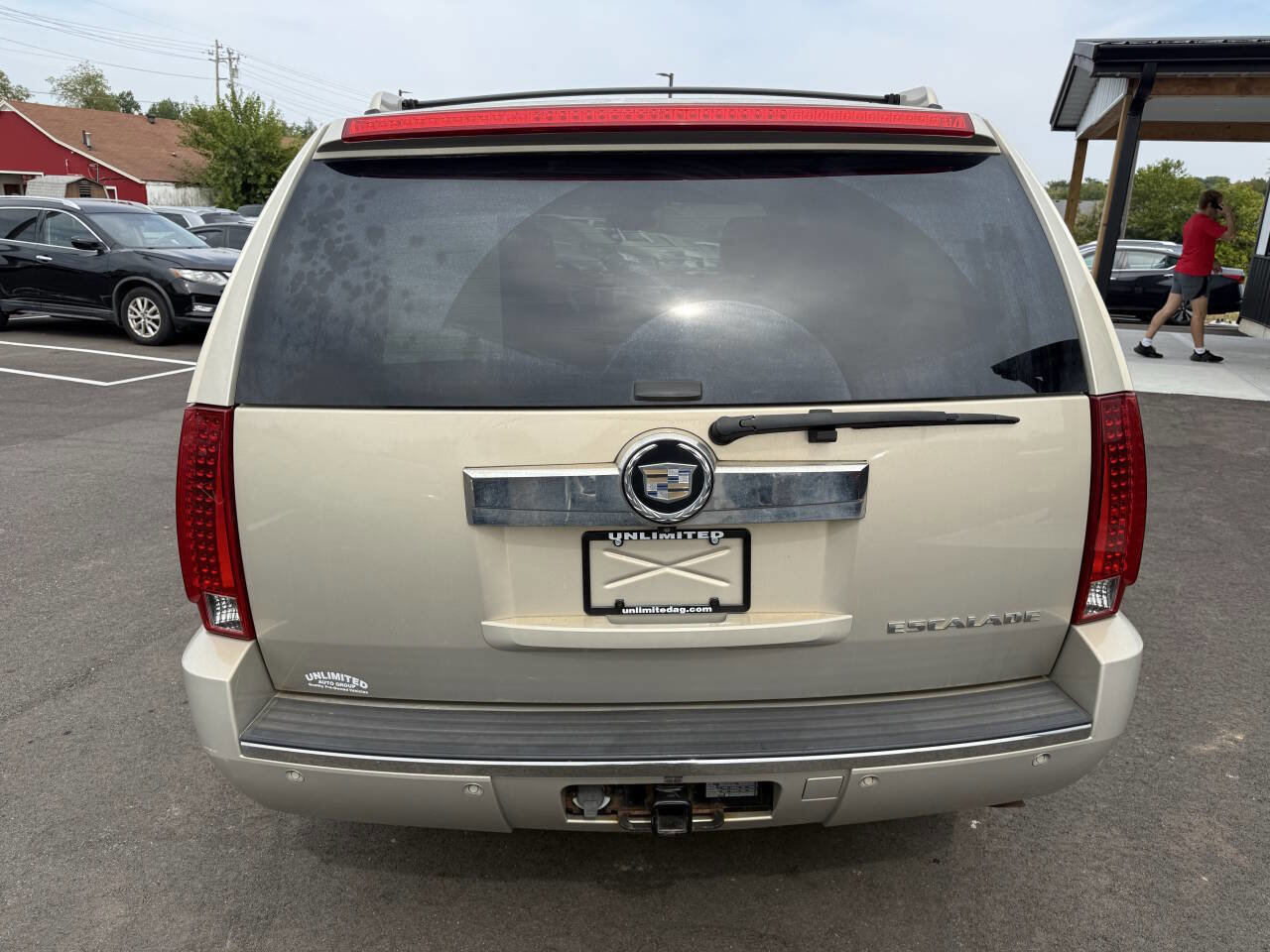 Used 2008 Cadillac Escalade AWD image 9
