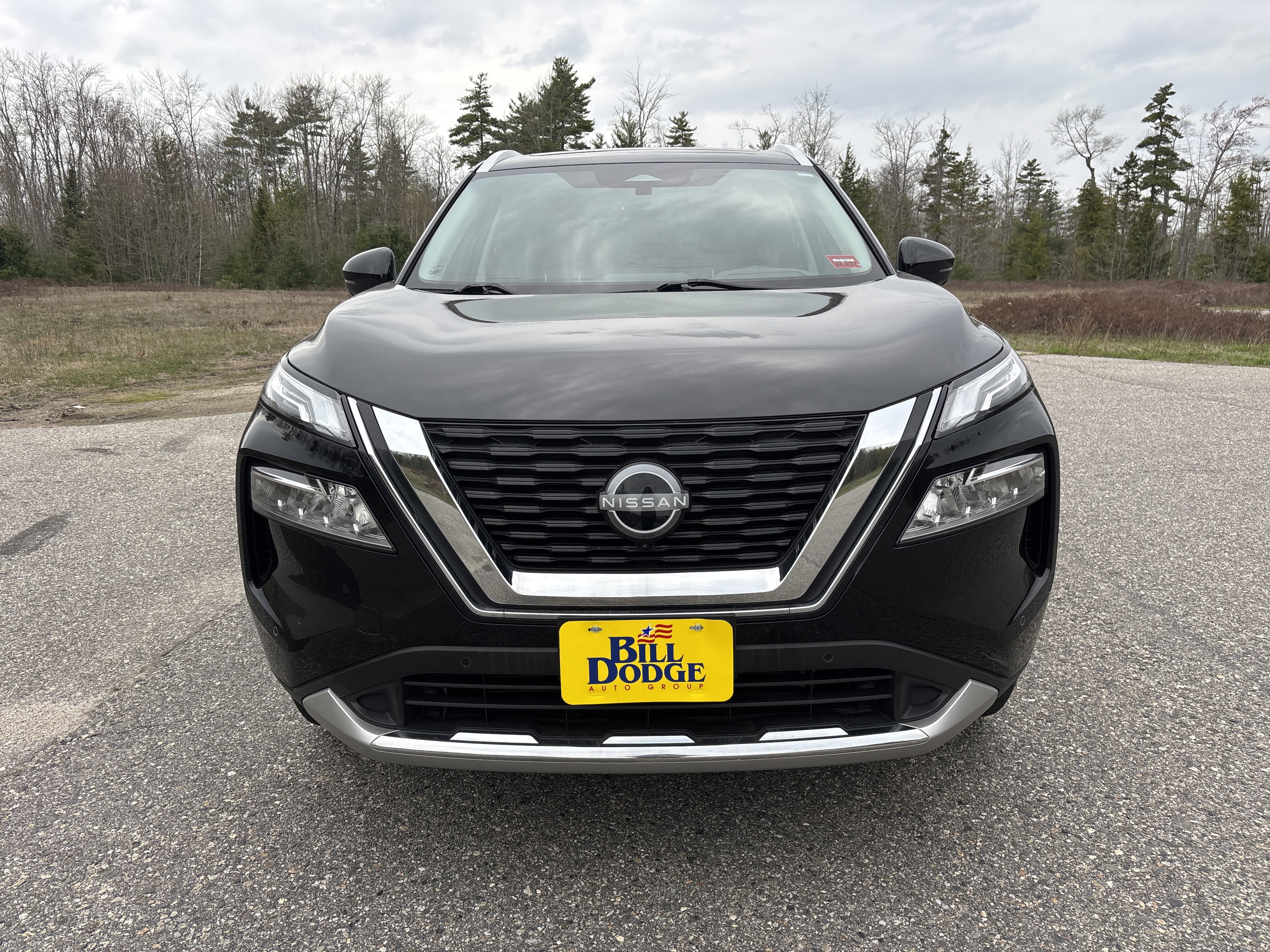 Certified 2023 Nissan Rogue Platinum w/ Platinum Premium Package AWD/4WD image 2