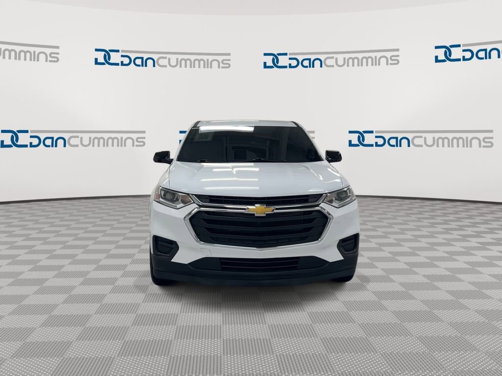 Used 2020 Chevrolet Traverse LS image 2